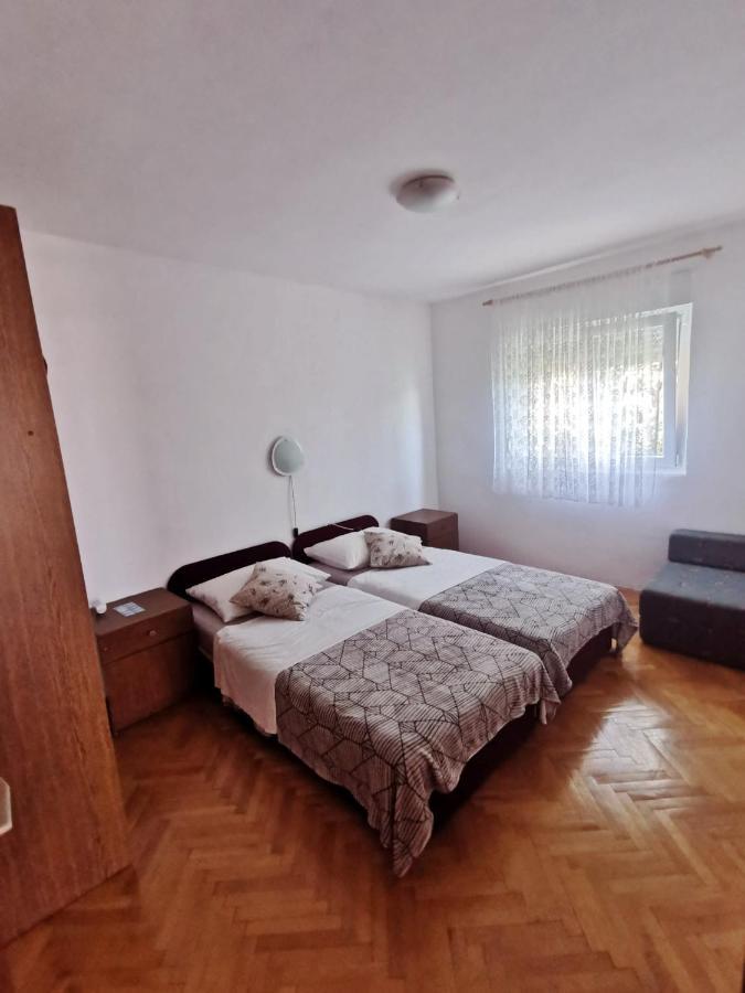 Apartmani Luka Rtina Buitenkant foto